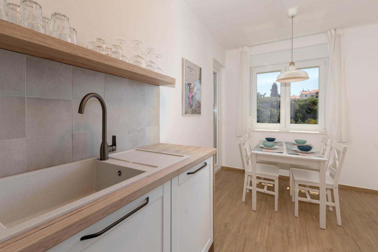 Nona Mileva Apartment Pula Eksteriør billede